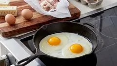 Zašto vam je potrebna hladna tava za savršena kajgana: tehnika koja će promijeniti vaša jutra