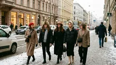 Izvan beanies: 9 kapa koje možete nositi zimi 2026. da biste ostali topli i elegantni