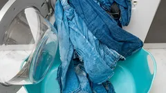 Nikada ne perite svoje traperice na ovaj način: najveća pogreška koja će u trenu uništiti vaše omiljene hlače.