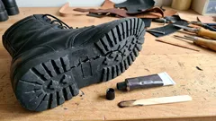 Ako se potplat vaše cipele napukne: životni trik obućara kako ga spasiti