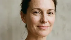 8 važnih detalja u izgledu žene koji odmah otkrivaju njezinu dob